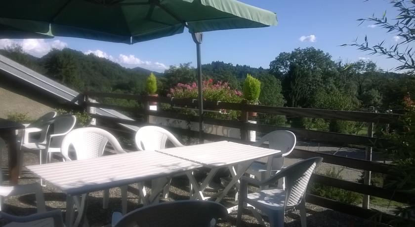 オルタ・サン・ジューリオ Fattoria Del Pino Bed & Breakfast エクステリア 写真