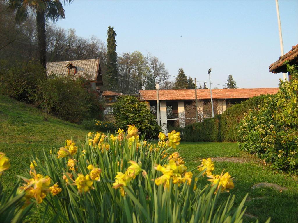 オルタ・サン・ジューリオ Fattoria Del Pino Bed & Breakfast エクステリア 写真